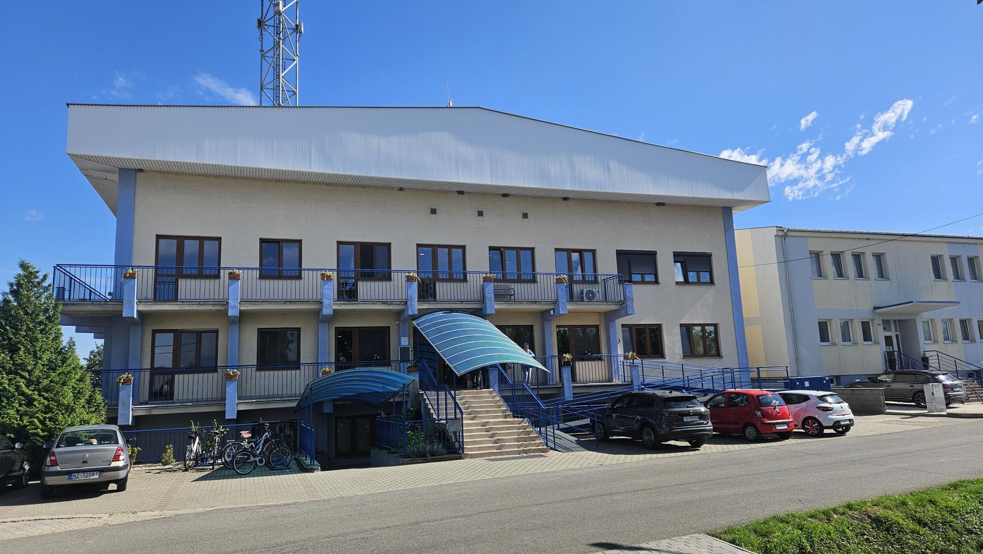 Zdravotno-sociálne centrum Sv. Alžbety II. – Trstice